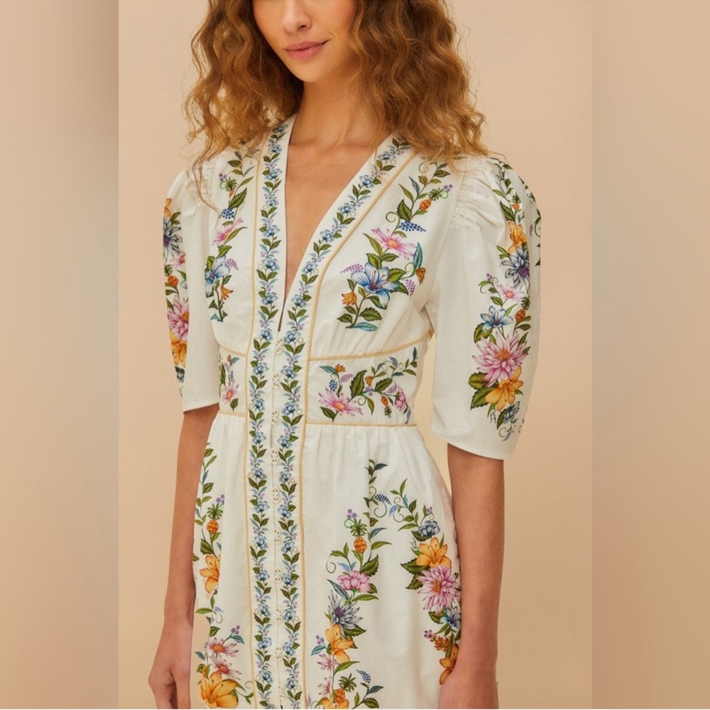 FARM Rio Sweet Bloom Dreamscape Off-White Mini Dress in size Medium - Picture 2 of 11